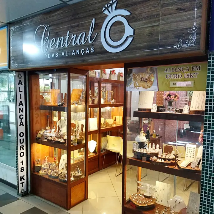 Fachada real da Central das Alianças no Centro de Salvador